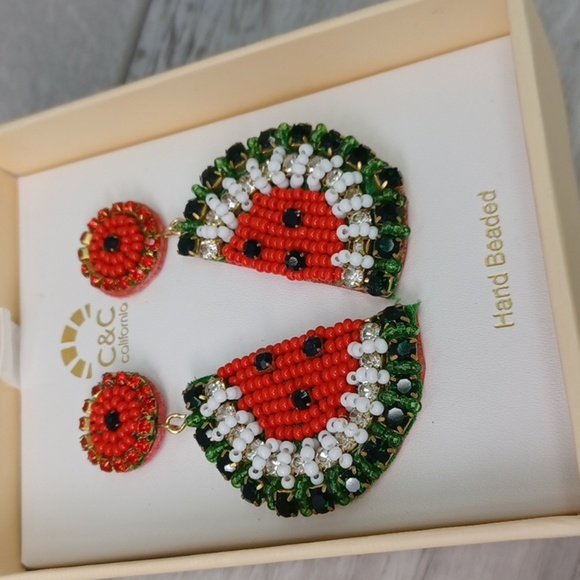 C & C California Hand Beaded Earrings NIB - Picture 2 of 5